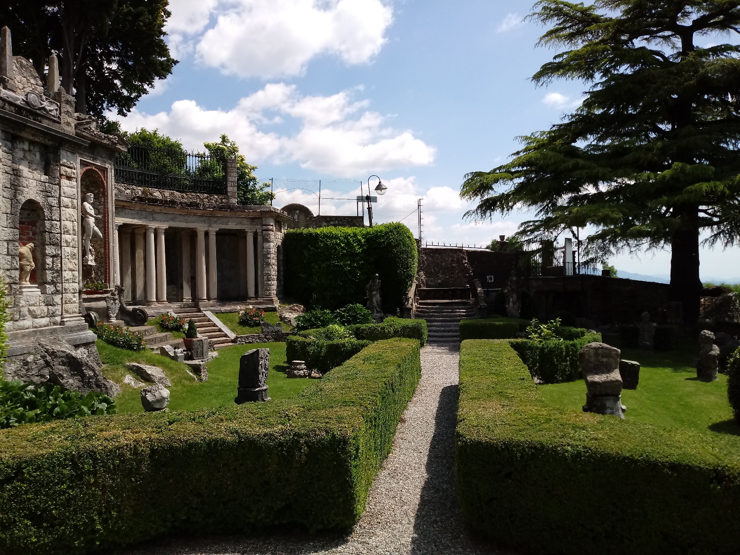 I cinque sensi nel giardino Pogliaghi