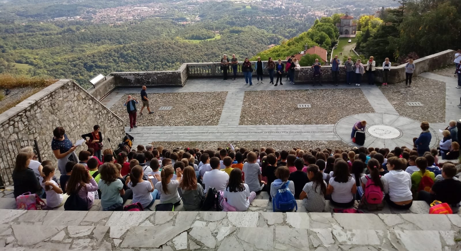 Al Sacro Monte con la scuola e l'oratorio